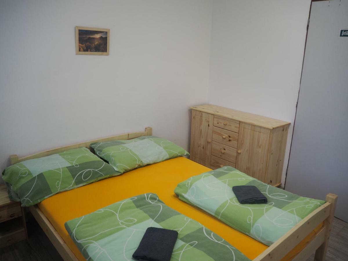 Economy Apartments České Švýcarsko Hřensko Extérieur photo